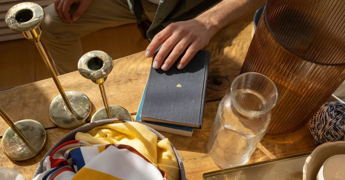 Les objets anciens en argent : caractéristiques et entretien