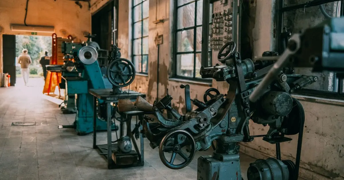 Les secrets pour restaurer efficacement vos objets anciens