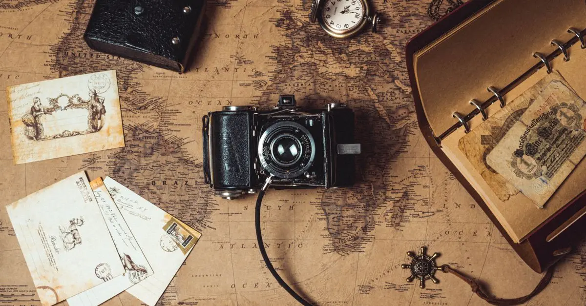 Les secrets des objets anciens : Comment déchiffrer leur histoire