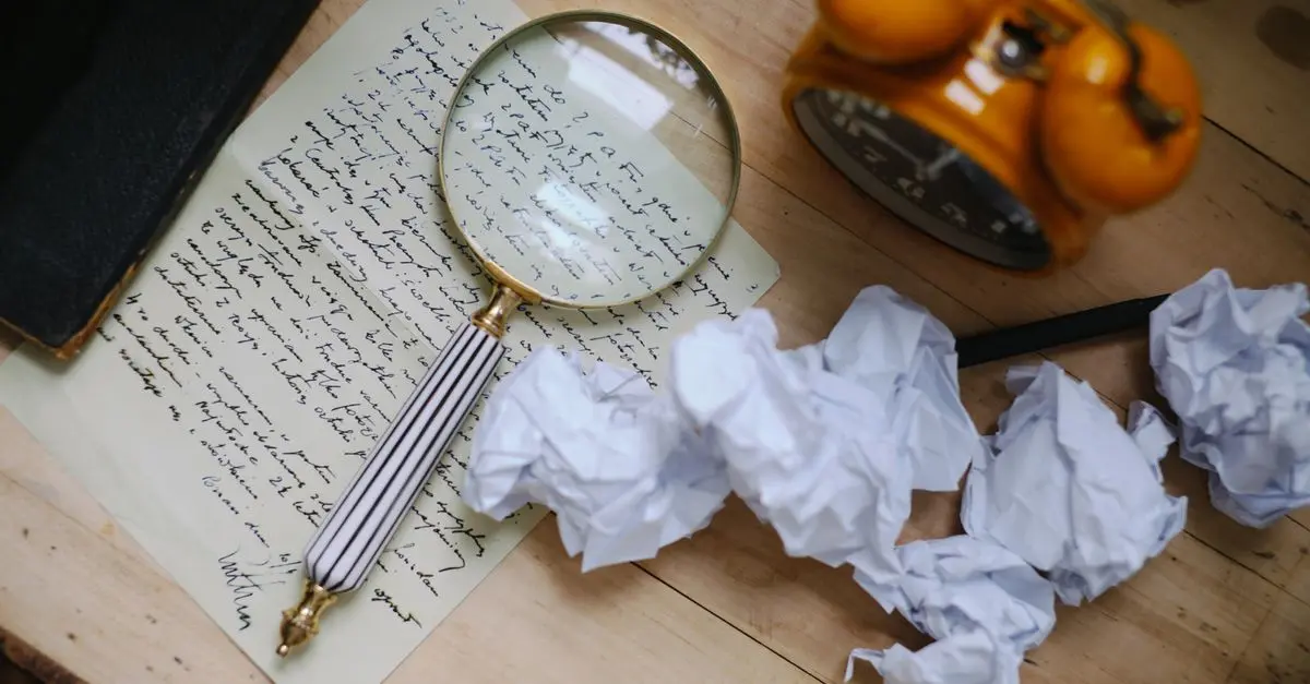 Comment authentifier un objet ancien : guide pratique