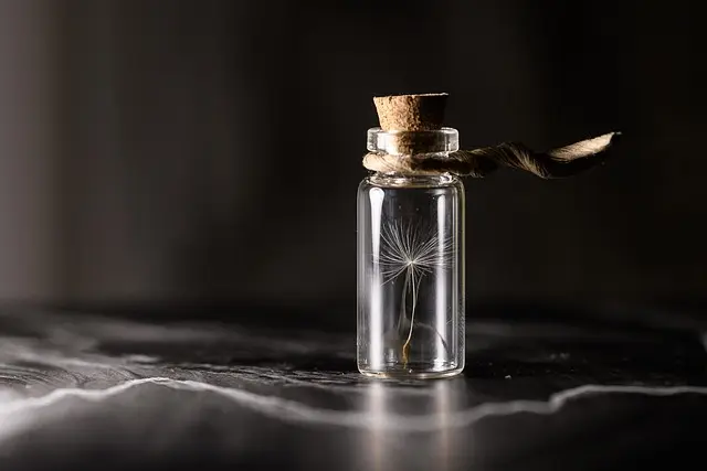Les objets anciens en verre : techniques de conservation