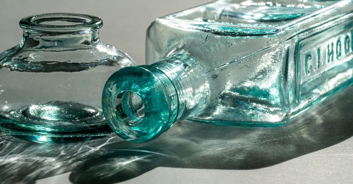 Les objets anciens en verre : histoire et techniques de préservation
