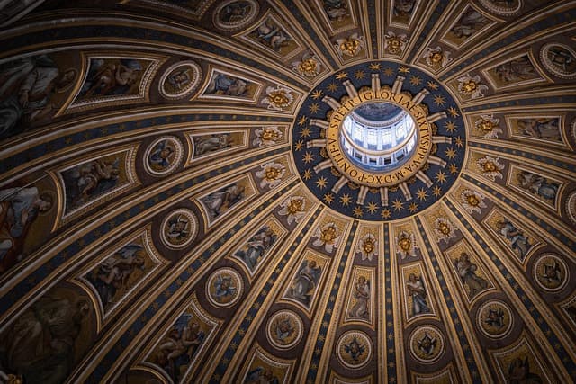 Les objets anciens en céramique : histoire et techniques de préservation